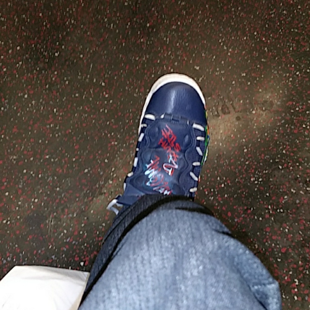 Custom made sneaker comment for price's